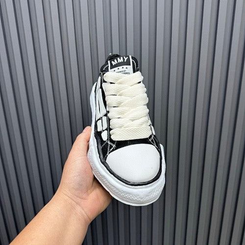 AMIRI Skel Top Low Sneakers