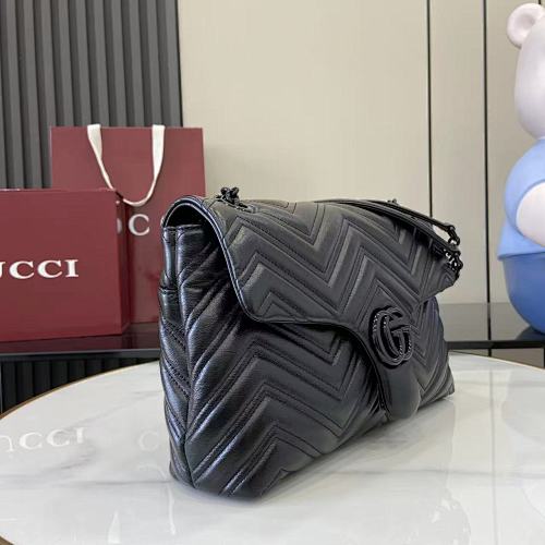 Gucci GG Marmont Medium Shoulder Bag