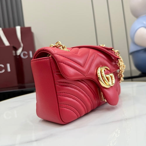 Gucci GG Marmont Small Shoulder Bag