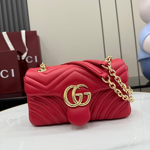 Gucci GG Marmont Small Shoulder Bag