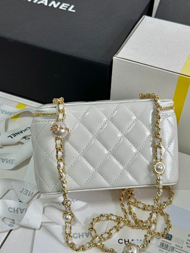 Chanel White Quilted Vanity Case