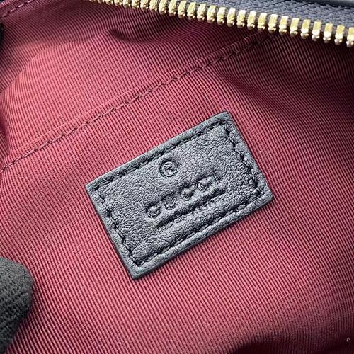 Gucci GG Marmont Small Camera Bag