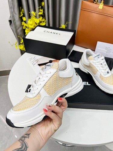 Chanel CC Logo Low-Top Sneakers