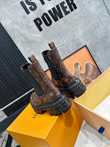 Louis Vuitton Monogram Canvas chunky Chelsea combat boots