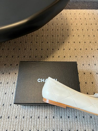 Chanel CC Logo Ballet Flats