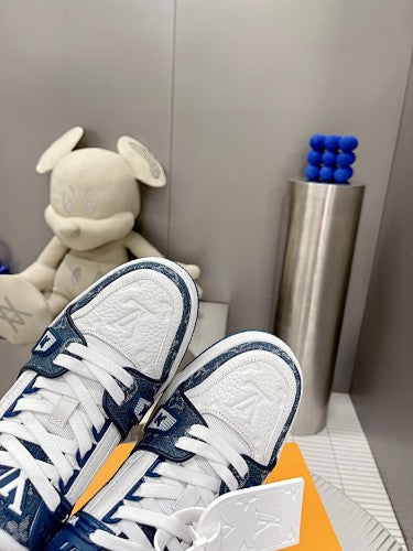 Louis Vuitton LV Trainer Sneakers