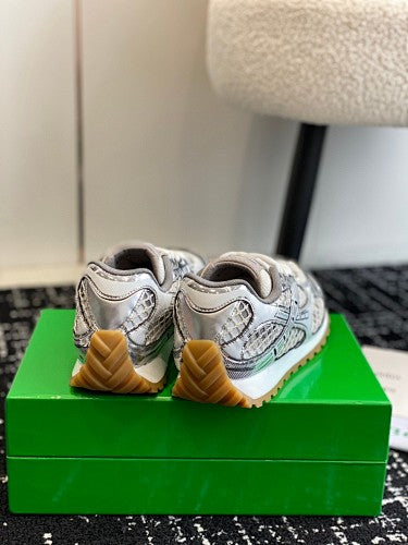 Bottega Veneta Orbit Sneakers