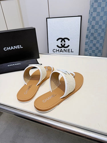 Chanel CC Logo Woven Raffia Toe-Ring Flat Sandals