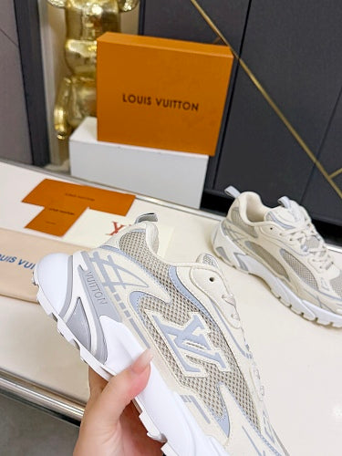 Louis Vuitton LV Runner Tatic Sneakers