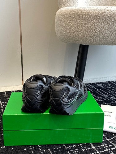 Bottega Veneta Orbit Sneakers