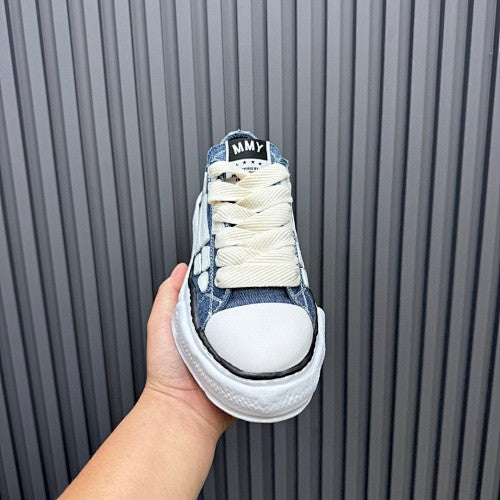 AMIRI Skel Top Low Sneakers