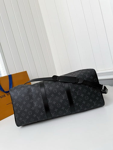 Louis Vuitton Keepall Bandoulière 55 Monogram Eclipse Canvas