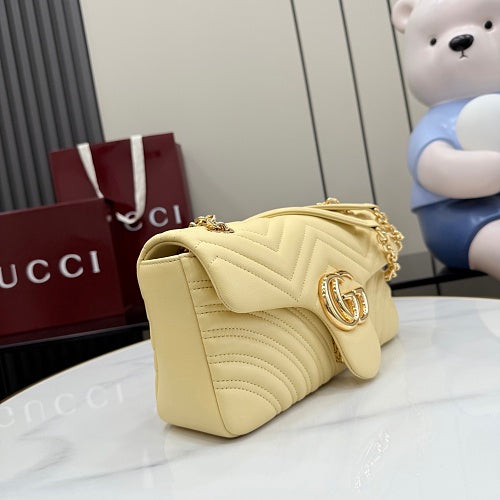 Gucci GG Marmont Small Shoulder Bag