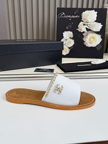 Chanel CC Logo Chain-Trim Slide Sandals