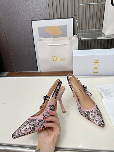 Dior J’Adior Embroidered Slingback Pumps