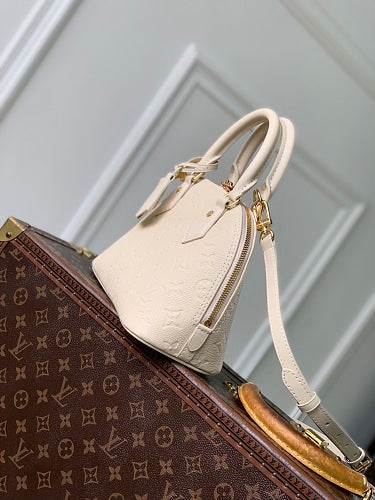 Louis Vuitton Alma BB