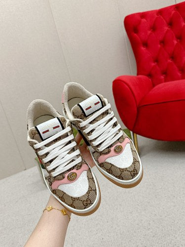 Gucci Screener GG Supreme Low-Top Sneakers