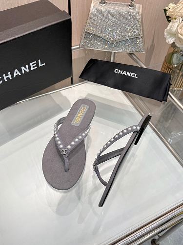 Chanel Pearl-Embellished CC Thong Sandals / Flip-Flops