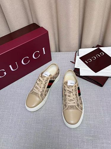 Gucci GG Supreme Web Low-Top Sneakers