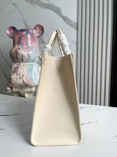 Louis Vuitton OnTheGo MM-style tote