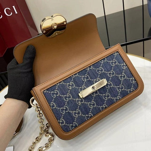 Gucci GG Marmont Small Shoulder Bag