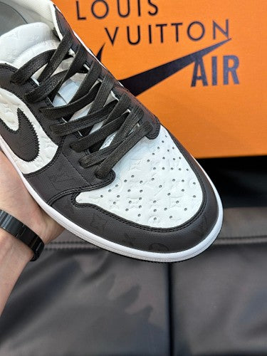 Louis Vuitton x Nike Air Force 1 Low sneakers