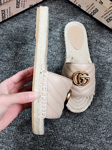 Gucci GG Marmont Matelassé Leather Espadrille Slides