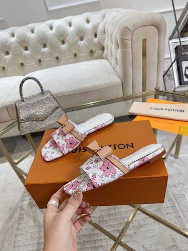 Louis Vuitton Lock It Flat Mule