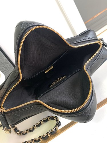 Chanel Black Quilted Star-Shaped Chain Crossbody Bag