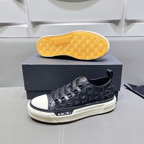 AMIRI Star Appliqué Low-Top Sneakers