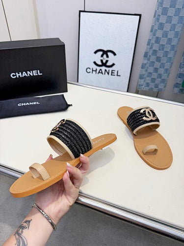 Chanel CC Logo Woven Raffia Toe-Ring Flat Sandals