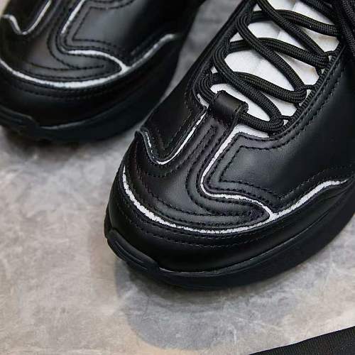 Chanel CC Logo Low-Top Runner Sneakers