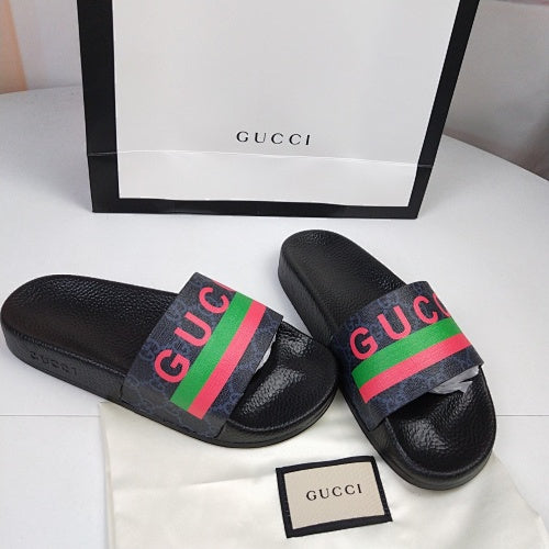 Gucci GG Supreme Logo Web Pool Slides