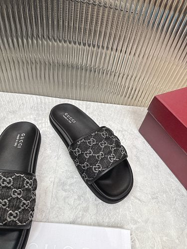 Gucci GG Supreme Monogram Slide Sandals