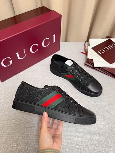 Gucci GG Supreme Web Low-Top Sneakers