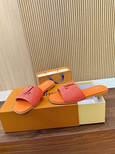 Louis Vuitton LV Initials Raffia Flat Slide Sandals