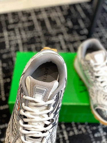 Bottega Veneta Orbit Sneakers