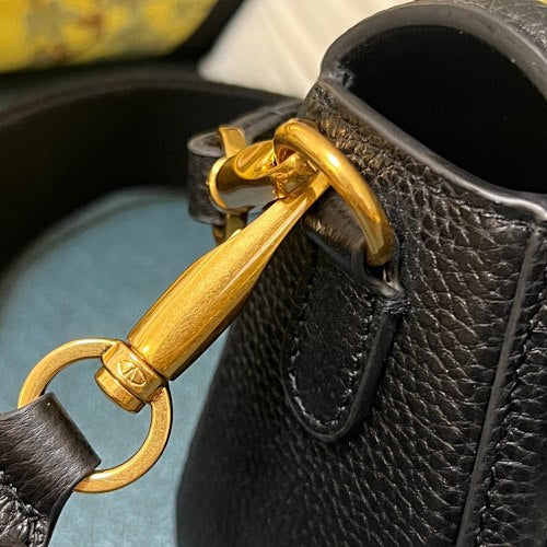 Valentino Garavani VLogo Signature Black Leather Shoulder Bag