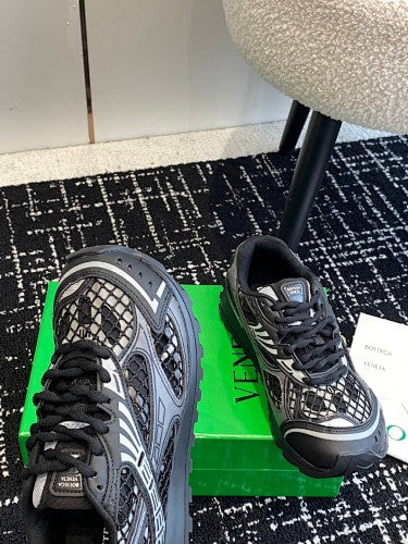 Bottega Veneta Orbit Sneakers