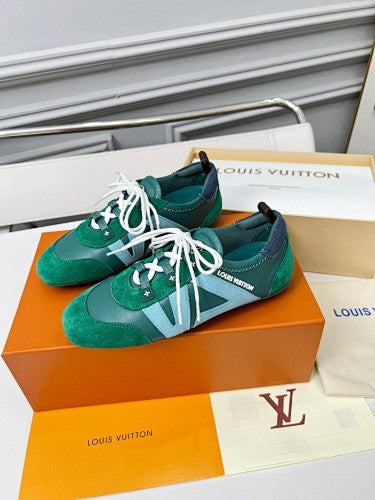 Louis Vuitton LV V-Sign Retro Low-Top Sneakers