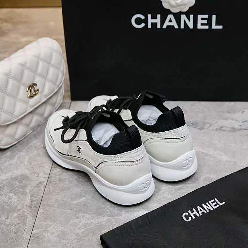 Chanel CC Logo Low-Top Runner Sneakers