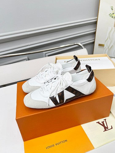 Louis Vuitton LV V-Sign Retro Low-Top Sneakers