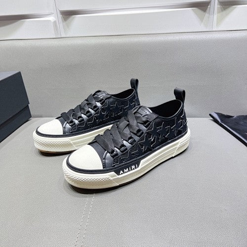 AMIRI Star Appliqué Low-Top Sneakers