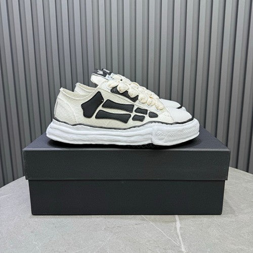 AMIRI Skel Top Low Sneakers
