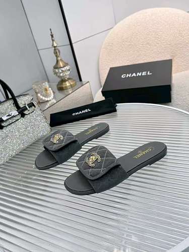 Chanel Pearl-Embellished CC Thong Sandals / Flip-Flops
