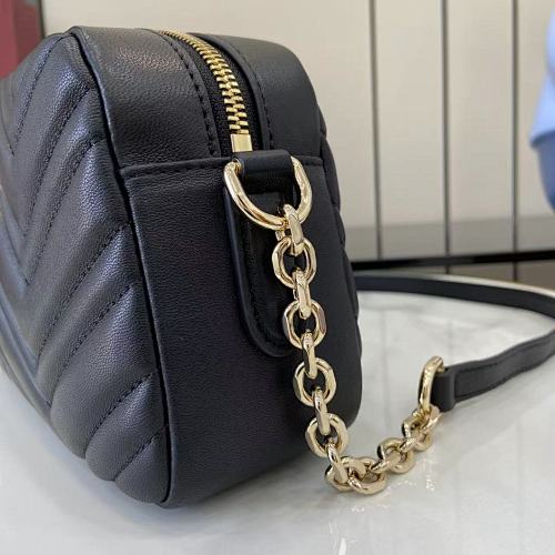Gucci GG Marmont Small Camera Bag