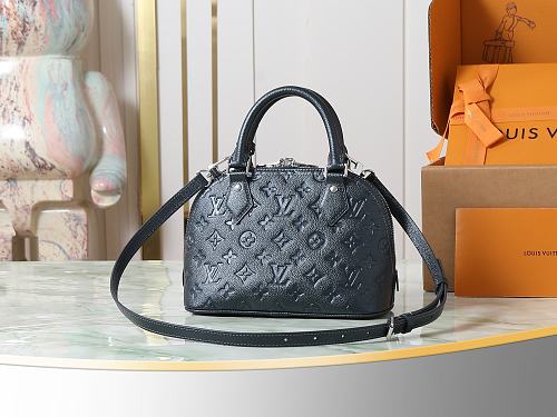 Louis Vuitton Alma BB in Black Monogram