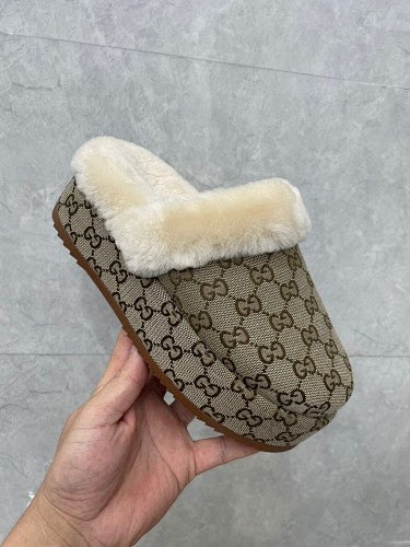 Gucci Beige GG Supreme Canvas Shearling-Lined Mule Slippers