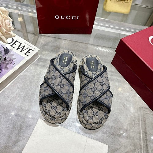 Gucci GG Supreme Canvas Crossover Platform Sandal