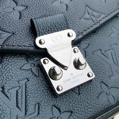 Louis Vuitton Pochette Métis East West